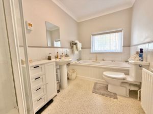 Photo 9- click for photo gallery